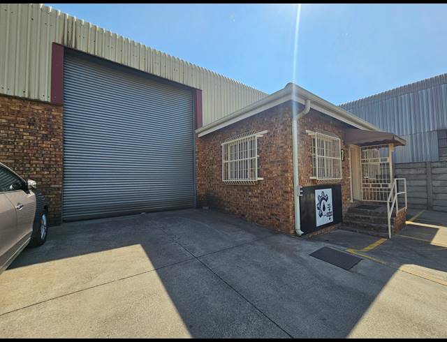 354M² FACTORY TO LET IN ANDERBOLT